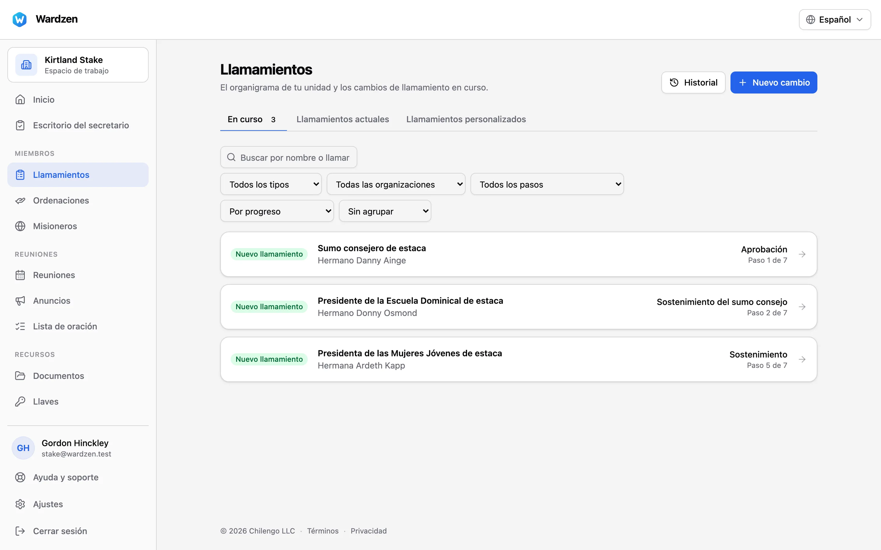 El tablero de llamamientos de estaca con cambios en aprobación, sostenimiento del sumo consejo y sostenimiento barrio por barrio